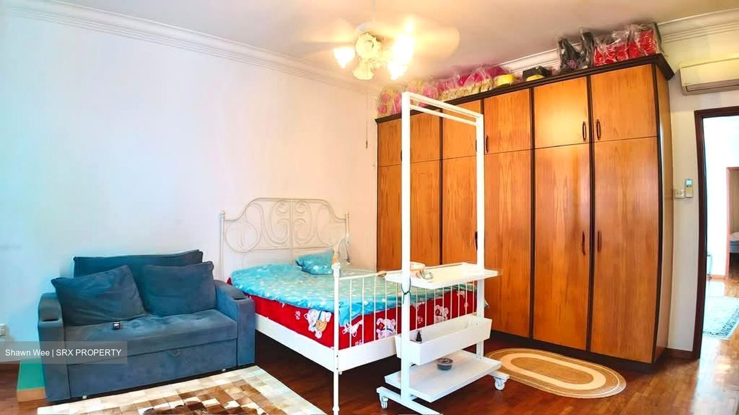 Pinewood Terrace (D25), Terrace #592568051